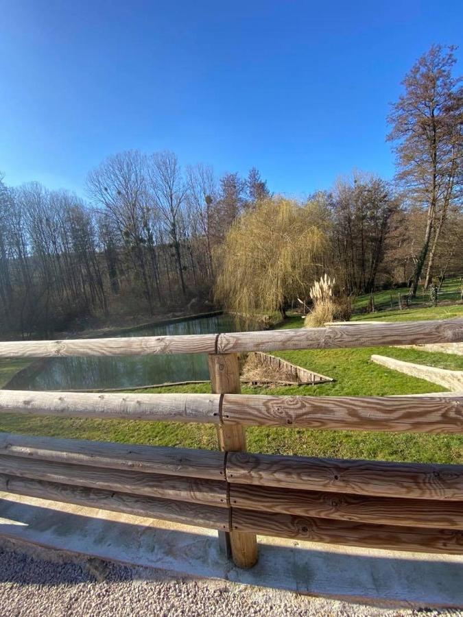 Les Chalets Du Marais Saint-Pierre-Aigle Exterior foto